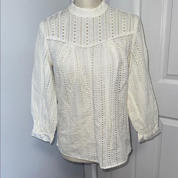 Banana Republic White Eyelet Blouse - Picture 1 of 5